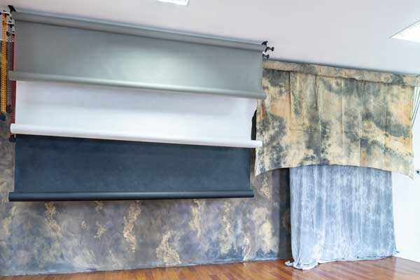 Változatos hátterek